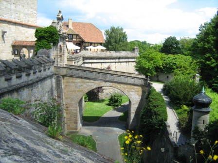 Entrance bridge (former drawbridge)